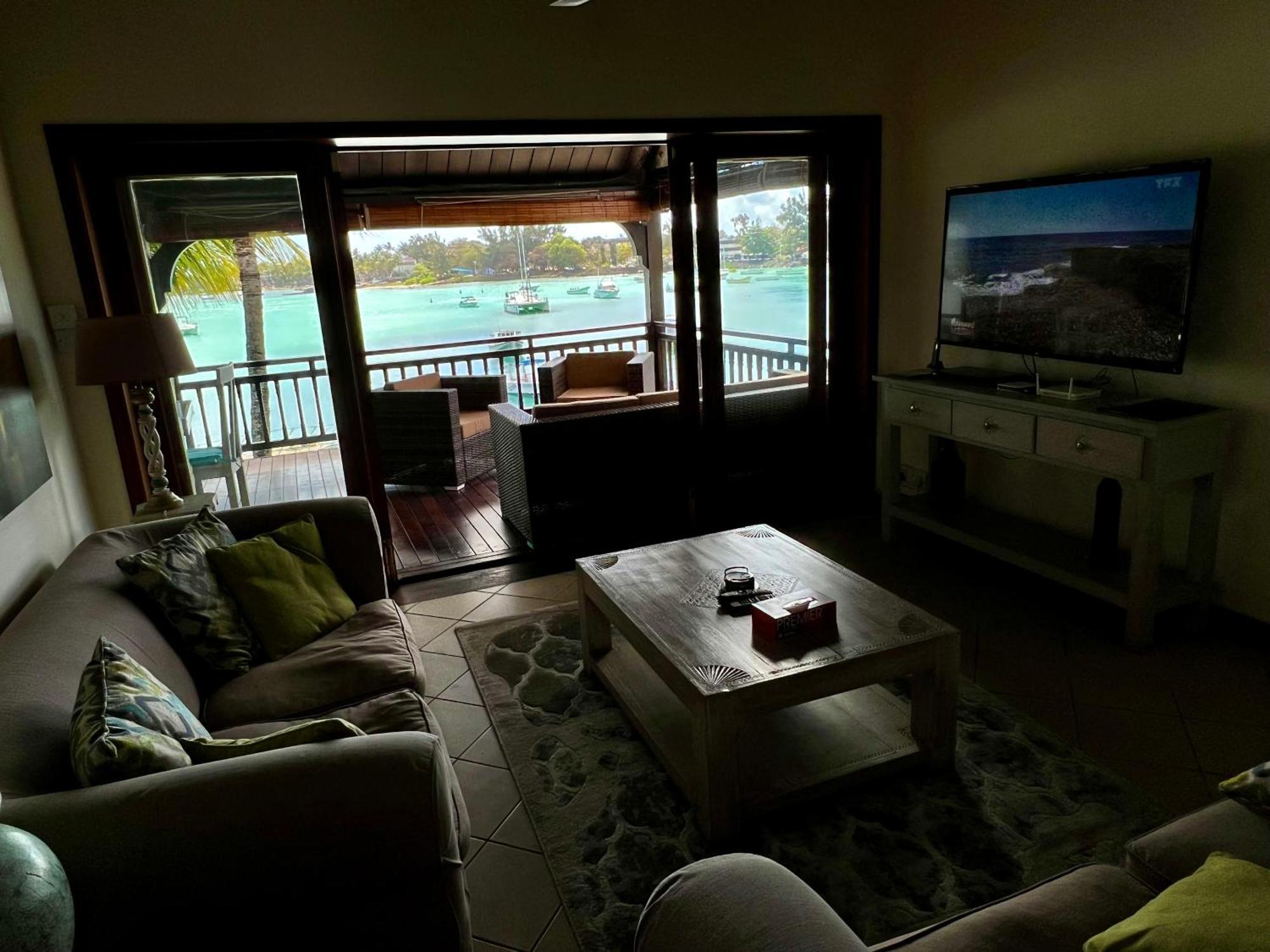 Grand Baie Beach Penthouse Exterior photo